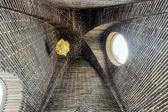 Mary's Mantle Chapel, Kiki Smith- Detailansicht (Foto: ski) Mary's Mantle Chapel, Kiki Smith- Detailansicht (Foto: ski)