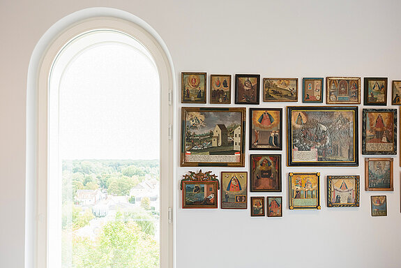 Blick in einen Raum der Schausammlung. (Foto: Diözesanmuseum Freising / Thomas Dashuber) Blick in einen Raum der Schausammlung. (Foto: Diözesanmuseum Freising / Thomas Dashuber)